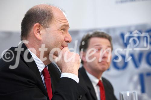 (C) fotodienst/Anna Rauchenberger - Wien, 11.02.2009 - S&T präsentierte die Jahresergebnisse 2008 im Grand Hotel Wien. S&T konnte das Geschäftsjahr 2008 mit guten Q4 abschließen, Service und Consulting Geschäft wächst weiter. FOTO v.l.: Christian Rosner, CEO S&T, Martin Bergler, CFO S&T