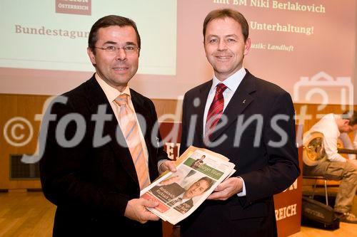 (C) fotodienst/Erika Mayer- Salzburg, 22.01.2009. Heffterhof Salzburg - Vertreter von über 100 Regionen nahmen an der Bundestagung der Genuss Region Österreich am Donnerstag in Salzburg teil. Höhepunkt der Veranstaltung war ein Empfang des neuen Landwirtschaftsministers Niki Berlakovich, der die Fortführung der erfolgreichen Initiative versprach. Die Genuss Region Österreich soll qualitativ und quantitativ weiter vertieft werden. (v.l.n.r.): Di. Nikolaus Lienbacher, Di. Niki Berlakovich