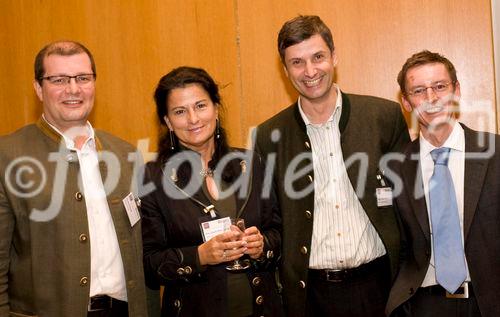 (C) fotodienst/Erika Mayer- Salzburg, 22.01.2009. Heffterhof Salzburg - Vertreter von über 100 Regionen nahmen an der Bundestagung der Genuss Region Österreich am Donnerstag in Salzburg teil. Höhepunkt der Veranstaltung war ein Empfang des neuen Landwirtschaftsministers Niki Berlakovich, der die Fortführung der erfolgreichen Initiative versprach. Die Genuss Region Österreich soll qualitativ und quantitativ weiter vertieft werden. (v.l.n.r.)Manfred Ronge, Mag. Claudia Brandstätter, Mag. Karlheinz Uhl, Martin Gutjahr