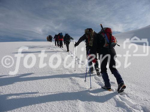 Georgiens mächtiger Vulkan Kasbek (5047 m) war Ende Juli 2011 die fünfte Station der 