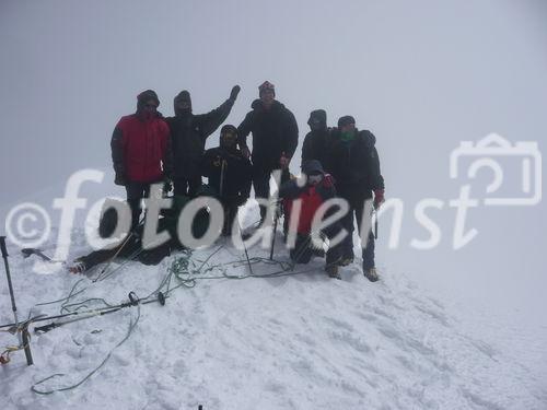 Georgiens mächtiger Vulkan Kasbek (5047 m) war Ende Juli 2011 die fünfte Station der 