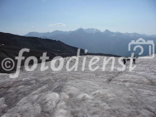 Georgiens mächtiger Vulkan Kasbek (5047 m) war Ende Juli 2011 die fünfte Station der 