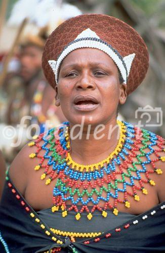 Zulu Sangoma women: Zulu Heiler Frau