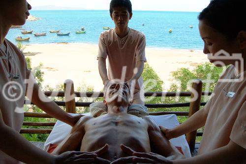 Asien, Vietnam: Quy Nonh Life Resort, GHM-Luxux Hotel & Spa, Gesundheit, 
Wellness, Schönheit, Massage, Therapie, Therapeuten, Behandlung, Badeferien, 
Urlaub, Feng Shui, Life-Style

Asia, Vietnam: Quy Nonh Life Resort, GHM-Luxury Hotel & Spa, Health, Wellbeing, 
treatment, Feng Shui, Life-Style, Theraphy, Therapists, Massage, Nutrition, healthy
food

Alle Bilder auch als Dia verfügbar. All pictures also as slides (diapositiv) available.
Hochauflösende Scans in Bearbeitung. High resolution scans in work progress.
