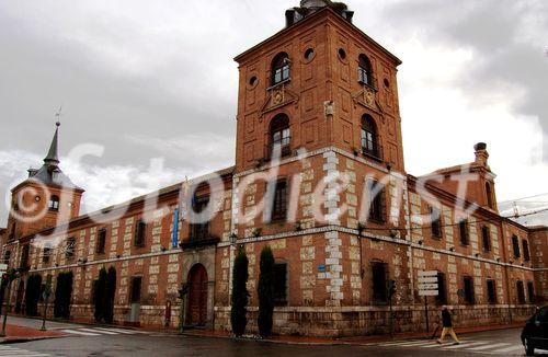 Das Colegio de Malaga in Alcala de Henares ist eines von 465 denkmalgeschützten Gebäude der Universitätsstadt und zeigt die epochale Bedeutung diese Unesco-Weltkulturerbes. Die Universitätsstadt Madrids, von Kardinal Cisneros gegründet, gilt als bedeutender Exponent der geistigen und akademischen Renaissance.