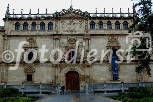 Auch die Capila del Oidor in Alcala de Henares ist eines von 465 denkmalgeschützten Gebäude der Universitätsstadt und zeigt die epochale Bedeutung diese Unesco-Weltkulturerbes. Die Universitätsstadt Madrids, von Kardinal Cisneros gegründet, gilt als bedeutender Exponent der geistigen und akademischen Renaissance.