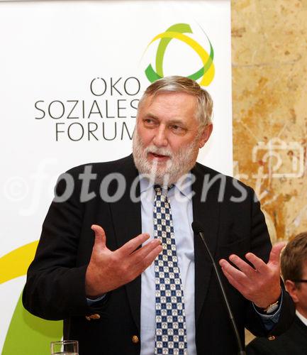 (C) fotodienst/Anna Rauchenberger - Wien, 11.12.2008 - Verleihung der Hans-Kudlich Preise 2008 im Lebensministerium. FOTO: Franz Fischler (Präsident des Ökosozialen Forums)