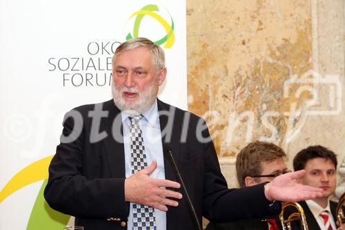 (C) fotodienst/Anna Rauchenberger - Wien, 11.12.2008 - Verleihung der Hans-Kudlich Preise 2008 im Lebensministerium. FOTO: Franz Fischler (Präsident des Ökosozialen Forums)