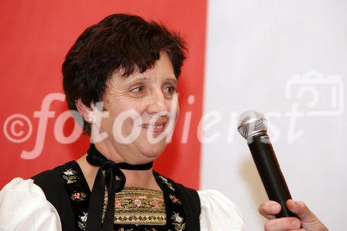 (C) fotodienst/Anna Rauchenberger - Wien, 11.12.2008 - Verleihung der Hans-Kudlich Preise 2008 im Lebensministerium. FOTO: Martha Niederacher (Preisträgerin, Krumbach, Vorarlberg)