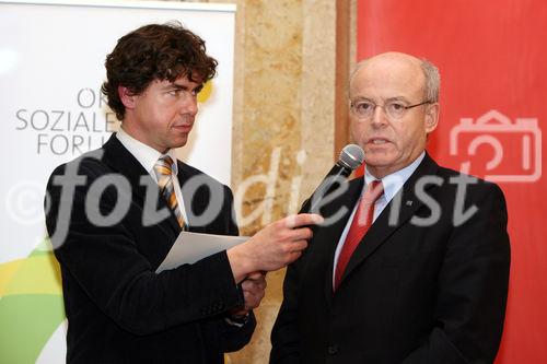 (C) fotodienst/Anna Rauchenberger - Wien, 11.12.2008 - Verleihung der Hans-Kudlich Preise 2008 im Lebensministerium. FOTOv.l.: Klemens Riegler (Geschäftsführer des Ökosozialen Forums), KR Dr. Josef Schmid (Vorstandsdirektor, Österreichische Hagelversicherung)