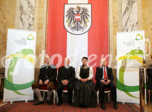 (C) fotodienst/Anna Rauchenberger - Wien, 11.12.2008 - Verleihung der Hans-Kudlich Preise 2008 im Lebensministerium. FOTO: Franz Keil (Preisträger, Seeham, Salzburg), Franz Mair (Preisträger, Schwanenstadt, Oberösterreich), Martha Niederacher (Preisträgerin, Krumbach, Vorarlberg), KR Dr. Josef Schmid (Vorstandsdirektor, Österreichische Hagelversicherung)