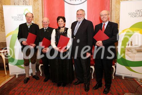 (C) fotodienst/Anna Rauchenberger - Wien, 11.12.2008 - Verleihung der Hans-Kudlich Preise 2008 im Lebensministerium. FOTO: Franz Keil (Preisträger, Seeham, Salzburg), Franz Mair (Preisträger, Schwanenstadt, Oberösterreich), Martha Niederacher (Preisträgerin, Krumbach, Vorarlberg),  Franz Fischler (Präsident des Ökosozialen Fourms), KR Dr. Josef Schmid (Vorstandsdirektor, Österreichische Hagelversicherung)