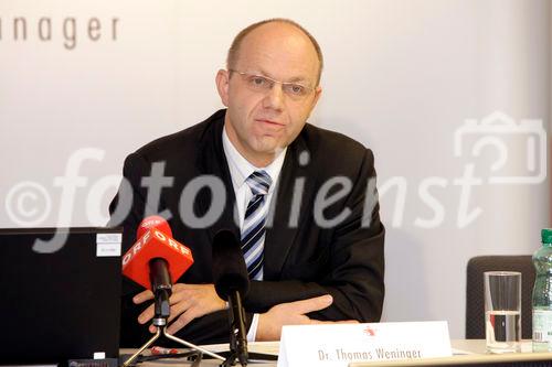 (C) fotodienst/Anna Rauchenberger - Wien, 10.12.2008 - Österreichs Städte in Zahlen 2008 - Präsentation aktueller Ergebnisse und Analysen. FOTO: SR Dr. Thomas Weninger (Generalsekretär, Österreichischer Städtebund)