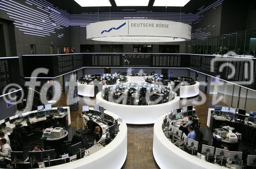 Frankfurt am Main, den 11.01.2008
Foto: Handelssaal der Deutschen Boerse AG in Frankfurt am Main.
Copyright by: Reiner Zensen,
Gallierweg 15,53117 Bonn,
Tel.0170-8119315 
Mail: photo@reinerzensen.de
{Postbank Koeln, Konto-Nr.425811505;
Blz 37010050,
IBAN DE21 3701 0050 0425 8115 05
BIC PBNKDEFF
Veroeffentlichung gegen Honorar plus 7% Mwst.,Steuer-Nr. 205/5336/1051,Finanzamt Bonn-Innenstadt}, {Honorarpflichtiges Pressebild,Verwendung gegen Honorar nach Vereinbarung u.Belegexemplar.Keine Weitergabe an Dritte,keine Syndikation,keine Aufnahme in Archive oder Datenbanken,welche Dritten offenstehen.}, {No Syndication,no passing on to third parties,no taking up in archives or databanks,which are open to anyone}.