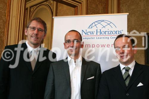 New Horizons empowerIT, Pressekonferenz im Palais Auersperg, 1080 Wien 3.12.2008, 9.30 Uhr (c)Julia Fuchs für Fotodienst
am Foto: Jörn Oelze, Markus Izmir