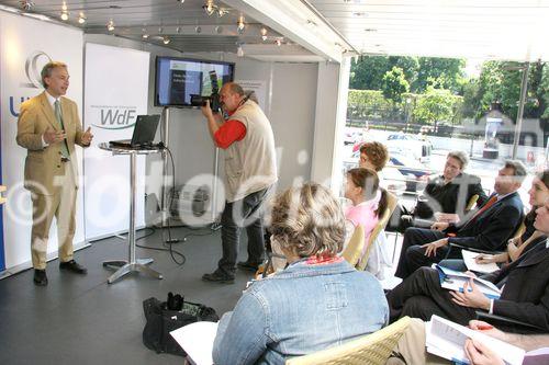 (C) fotodienst/Anna Rauchenberger - Wien 13.06.2006 - Rund 27% der Führungskräfte bestätigen laut Umfrage gesundheitliche Probleme. FOTO: Dr. Peter Eichler (Vorstandssprecher UNIQA Personenversicherung AG).