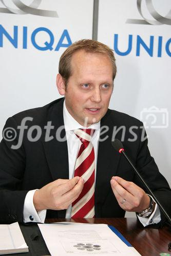 Axel Preiss (Leiter der IBM Business Consulting Services) erklärt das Projekt 