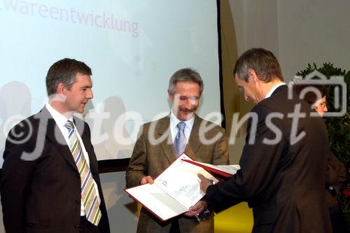 Staatspreis Consulting Verleihung durch HBM Dr. Martin Bartenstein
Die Staatspreisträger:
ACA Staatspreis - BITUBAG - Pörner Ingenieurgesellschaft mbH;
UBIT Staatspreis - XRangeEye/Lounge 5.0 - MGS Softwareentwicklung                               