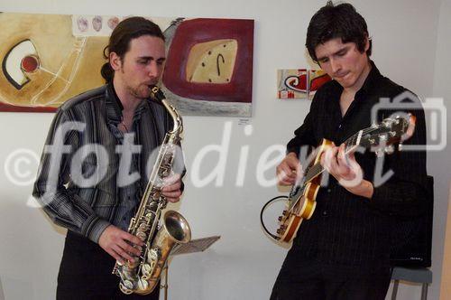 (c) fotodienst/Dan Carabas - Wien 31.03.06 - Kunst gegen Krebs - abcsg.gallery wird eröffnet FOTO: Musikalische begleitung.