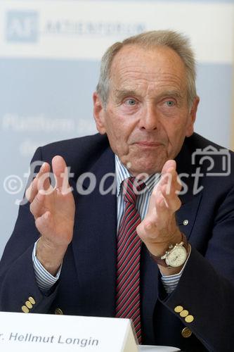 (C) fotodienst/Anna Rauchenberger - Wien 13.09.2006 - Studienpräsentation 'Österreichs börsenotierte Unternehmen in 
Zahlen'.  FOTO: DI Dr. Hellmut Longin (Präsident, Aktienforum) 
