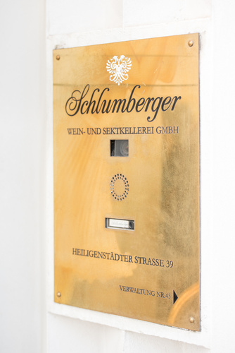 Am 22. Oktober 2015 öffneten die Schlumberger Kellerwelten aus Anlass des „Tag des österreichischen Sekts“ ihre Tore für interessierte Besucher/innen. Neben einem Streifzug durch die Geschichte und Informationen zur Herstellung von Sekt und Champagner gab es eine spannende Führung durch die Kellerwelten mit einem unterhaltsamen Rahmenprogramm.