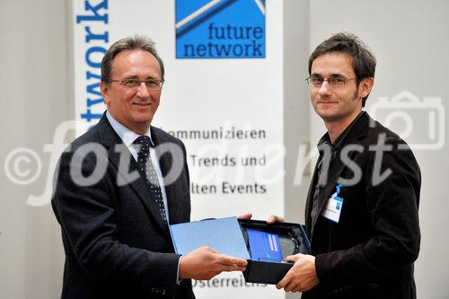 Fotodienst/Rene van Bakel - 27.11.2008 - Wien - In einem Festakt praesentierte Future Network, die Zertifizierungsstelle fuer das Certified Professional for Requirements Engineering Zertifikat (CPRE) in Oesterreich, am Donnerstag, 27. November 2008 in der Industriellenvereinigung die Top Ten der mehr als 170 Personen, die im Jahr 2008 an den Zertifizierungspruefungen als Systemanalytiker und Business Analyst teilgenommen haben. Die Preisverleihung erfolgte durch Herrn Michael Vesely (Praesident Future Network) und Herrn Dr. Peter Hruschka (Mitglied des IREB Board und Trainer bei CON.ECT Eventmanagement). FOTO: Dr. Peter Hruschka (IREB Board, Trainer bei CON.ECT), Reinhard Kernstock (3. Preis).