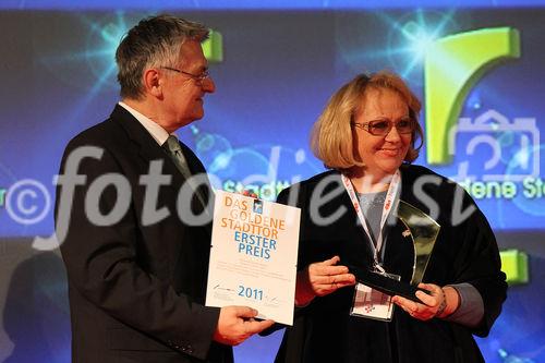 ITB Berlin 2011, Verleihung Das goldene Stadttor, Wolfgang Huschert, Amelia Tomaöevic, 1. Platz, Kategorie: Music Video, Moonlight Sonata Zagreb