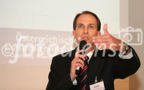 (C) Fotodienst/Anna Rauchenberger - 17.10.2007 - Wien - 14. Österreichischen NPO-Kongress: Der Mensch als Mittel(punkt)?. FOTO: Dr. Christian Horak (Contrast Management Consulting)