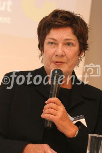 (C) Fotodienst/Anna Rauchenberger - 17.10.2007 - Wien - 14. Österreichischen NPO-Kongress: Der Mensch als Mittel(punkt)?. FOTO: Johanna Zugmann (Die Presse)