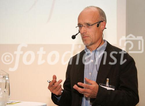 (C) Fotodienst/Anna Rauchenberger - 17.10.2007 - Wien - 14. Österreichischen NPO-Kongress: Der Mensch als Mittel(punkt)?. FOTO: Toni Innauer (Skisprunglegende)