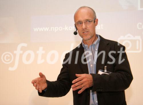 (C) Fotodienst/Anna Rauchenberger - 17.10.2007 - Wien - 14. Österreichischen NPO-Kongress: Der Mensch als Mittel(punkt)?. FOTO: Toni Innauer (Skisprunglegende)