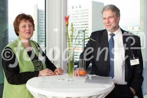 (c) fotodienst / Anna Rauchenberger - Wien, am 06.04.2011 - Das Österreichische Controller-Institut (ÖCI) präsentiert ein neues Mitglied. Am 6. April 2011 lud das ÖCI zum jährlichen Welcome-Event ins TechGate ein und stellte der Controlling-Community Zizala Lichtsysteme als neues Mitglied vor.