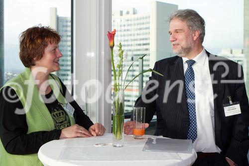 (c) fotodienst / Anna Rauchenberger - Wien, am 06.04.2011 - Das Österreichische Controller-Institut (ÖCI) präsentiert ein neues Mitglied. Am 6. April 2011 lud das ÖCI zum jährlichen Welcome-Event ins TechGate ein und stellte der Controlling-Community Zizala Lichtsysteme als neues Mitglied vor.