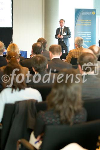 (c) fotodienst / Anna Rauchenberger - Wien, am 06.04.2011 - Das Österreichische Controller-Institut (ÖCI) präsentiert ein neues Mitglied. Am 6. April 2011 lud das ÖCI zum jährlichen Welcome-Event ins TechGate ein und stellte der Controlling-Community Zizala Lichtsysteme als neues Mitglied vor. FOTO: Mag. Horst Habermann, Leitung Controlling, Zizala Lichtsysteme GmbH