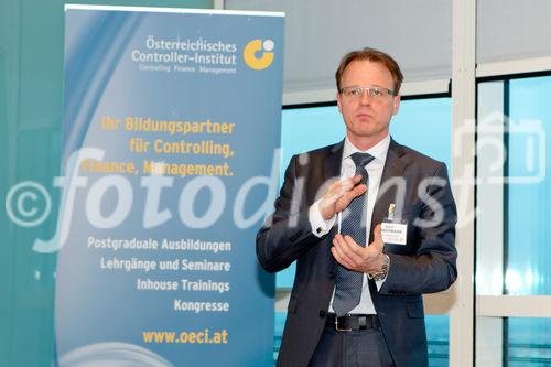 (c) fotodienst / Anna Rauchenberger - Wien, am 06.04.2011 - Das Österreichische Controller-Institut (ÖCI) präsentiert ein neues Mitglied. Am 6. April 2011 lud das ÖCI zum jährlichen Welcome-Event ins TechGate ein und stellte der Controlling-Community Zizala Lichtsysteme als neues Mitglied vor. FOTO: Mag. Horst Habermann, Leitung Controlling, Zizala Lichtsysteme GmbH