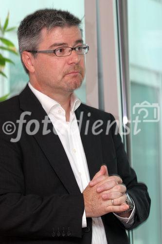 (C) Fotodienst/Anna Rauchenberger - Wien 18.06.2007 - Die Nachfrage nach Controllern, Finanzverantwortlichen steigt. Das ÖCI widmet sich in einem Karriere-Forum den aktuellen Entwicklungen am Stellenmarkt. FOTO: Wilhelm Kroneisl, Leiter Controlling, Mobilkom Austria AG, Wien.