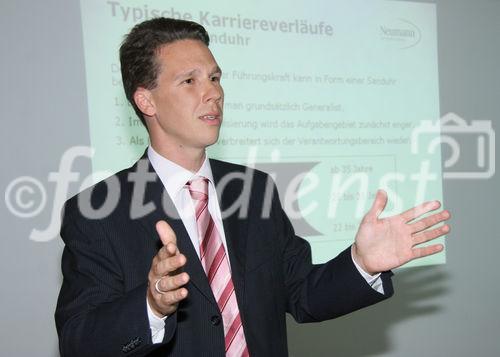 (C) Fotodienst/Anna Rauchenberger - Wien 18.06.2007 - Die Nachfrage nach Controllern, Finanzverantwortlichen steigt. Das ÖCI widmet sich in einem Karriere-Forum den aktuellen Entwicklungen am Stellenmarkt. FOTO: Dr. Conrad Pramböck, Head of Compensation Consulting, Neumann International AG.