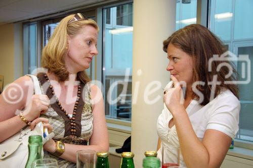 (C) Fotodienst/Anna Rauchenberger - Wien 18.06.2007 - Die Nachfrage nach Controllern, Finanzverantwortlichen steigt. Das ÖCI widmet sich in einem Karriere-Forum den aktuellen Entwicklungen am Stellenmarkt. FOTO: Absolventinnen der Ausbildungsprogramme berichten über ihre Erfahrungen, Motivationen, und beruflichen Chancen.