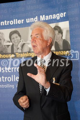 (C) fotodienst/Gudrun Krieger - Wien 24.04.2007  - 2. ÖCI-BARC-Tagung 2007: Jahrestreffen des ÖCI-Absolventenclubs;Foto: o. Univ.-Prof. Dr. Rolf Eschenbach (Geschäftsführer und wissenschaftlicher Leiter des Österreichischen Controller-Instituts