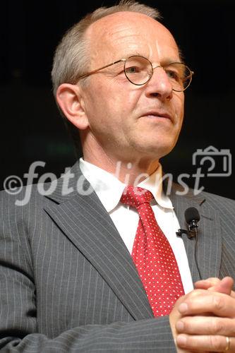 Einladung zum Welcome Event: Managementberichte professionell gestalten.  Dr.Rolf Hichert (Geschäftsführer Hichert & Partner AG)