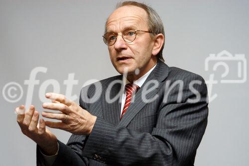 (C)fotodienst/Mag. Daniel Katzinger - Wien 23.11.2006Info-Event Reporting LehrgangFoto: Herr Prof. Dr. Rolf Hichert (Hichert & Partner AG)