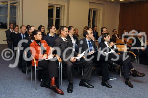 (C)fotodienst/Mag. Daniel Katzinger - Wien 23.11.2006
Info-Event Reporting Lehrgang
Foto: Eventbesucher