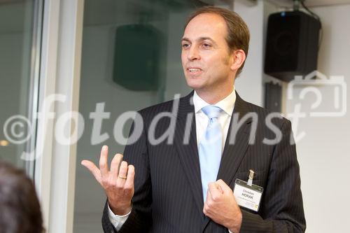 (c) fotodienst / Anna Rauchenberger - Wien, am 26.01.2011 - Heute lud das Österreichische Controller-Institut zum NPO-Forum ein. Diesmal stand das Thema 'Governance' als Basis für wirkungsvolles NPO-Management im Mittelpunkt. Governance, was soviel wie wirkungsvolle Unternehmensaufsicht bedeutet, findet nun auch Beachtung in der öffentlichen Verwaltung und bei NPOs. FOTO: Dr. Christian Horak, Partner und Bereichsleiter Nonprofit + Public Management, Contrast Management-Consulting/Österreichisches Controller-Institut