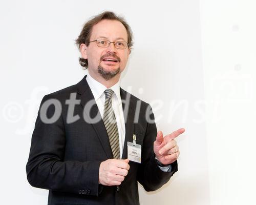 (c) fotodienst / Anna Rauchenberger - Wien, am 26.01.2011 - Heute lud das Österreichische Controller-Institut zum NPO-Forum ein. Diesmal stand das Thema 'Governance' als Basis für wirkungsvolles NPO-Management im Mittelpunkt. Governance, was soviel wie wirkungsvolle Unternehmensaufsicht bedeutet, findet nun auch Beachtung in der öffentlichen Verwaltung und bei NPOs. FOTO: Mag. Johannes Frech, Geschäftsführer, KRAGES Burgenländische Krankenanstalten Ges.m.b.H.