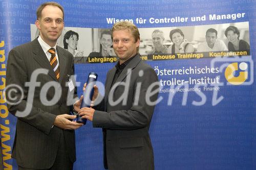 Vergabe der Diplome beim diesjährigen Absolvententreffen des Österreichischen Controller - Instituts . Foto: Dr. Christian Horak, Martin Stiedl                               