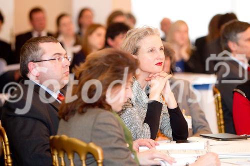  (c) fotodienst/Anna Rauchenberger - Wien, am 26.01.2012 - Am 26. und 27. Jänner fand der 32. Österreichischen Controllertag im Kursalon Hübner statt. Im Mittelpunkt stand die zentrale Zukunftsfrage der Unternehmensführung, wie Nachhaltigkeitsüberlegungen in Geschäftsmodelle eingebettet werden können.  Rund 250 Finanzführungskräfte folgten der Einladung des Österreichischen Controller-Instituts (ÖCI) und diskutierten mit namhaften Experten aus Wissenschaft und Praxis unter dem Kongressmotto 