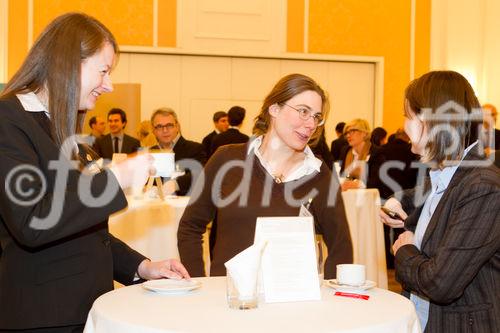  (c) fotodienst/Anna Rauchenberger - Wien, am 26.01.2012 - Am 26. und 27. Jänner fand der 32. Österreichischen Controllertag im Kursalon Hübner statt. Im Mittelpunkt stand die zentrale Zukunftsfrage der Unternehmensführung, wie Nachhaltigkeitsüberlegungen in Geschäftsmodelle eingebettet werden können.  Rund 250 Finanzführungskräfte folgten der Einladung des Österreichischen Controller-Instituts (ÖCI) und diskutierten mit namhaften Experten aus Wissenschaft und Praxis unter dem Kongressmotto 