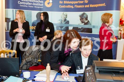  (c) fotodienst/Anna Rauchenberger - Wien, am 26.01.2012 - Am 26. und 27. Jänner fand der 32. Österreichischen Controllertag im Kursalon Hübner statt. Im Mittelpunkt stand die zentrale Zukunftsfrage der Unternehmensführung, wie Nachhaltigkeitsüberlegungen in Geschäftsmodelle eingebettet werden können.  Rund 250 Finanzführungskräfte folgten der Einladung des Österreichischen Controller-Instituts (ÖCI) und diskutierten mit namhaften Experten aus Wissenschaft und Praxis unter dem Kongressmotto 