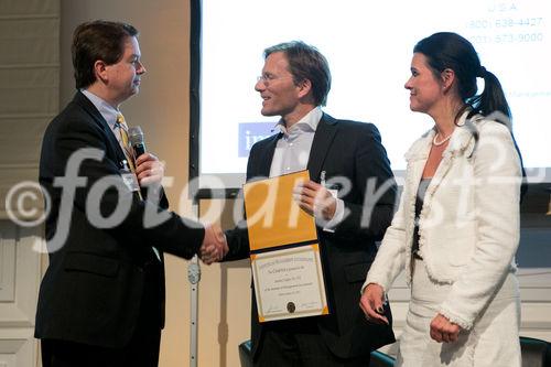 Oesterreichisches Controller-Institut Welcome-Event .(C) fotodienst, Martina Draper.Foto:  vlnr: Brian McGuire, Ph.D., CMA, CPA, CBM, CITP, .Global Chair, Institute of Management Accounting (IMA), FH-Prof. Dr. Christian Kreuzer, GF OECI, Dr. Rita Niedermayr-Kruse, GF OECI