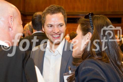  (c) fotodienst/Anna Rauchenberger - Wien, am 09.05.2012 – Heute fand im Zeiss Planetarium im Wiener Prater die Diplomverleihung des Österreichischen Controller-Instituts statt. Im Anschluss konnte man im Kuppelsaal Interessantes über Sterne, Planeten und unser Sonnensystem erfahren. FOTO Diplomfeier und Absolvententreffen: